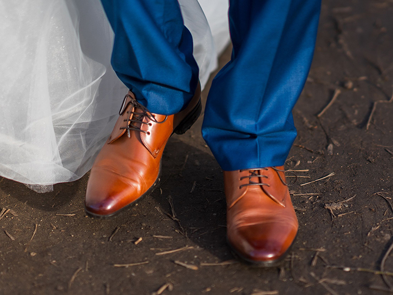hand-burnished toe cap detail on a custom Oxford hand-burnished toe cap detail on a custom Oxford